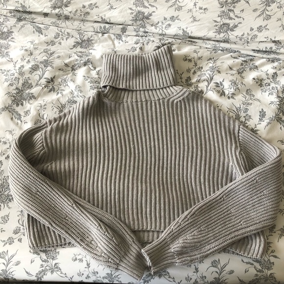 SOLD - Babaton Guell Sweater - Picture 4 of 6